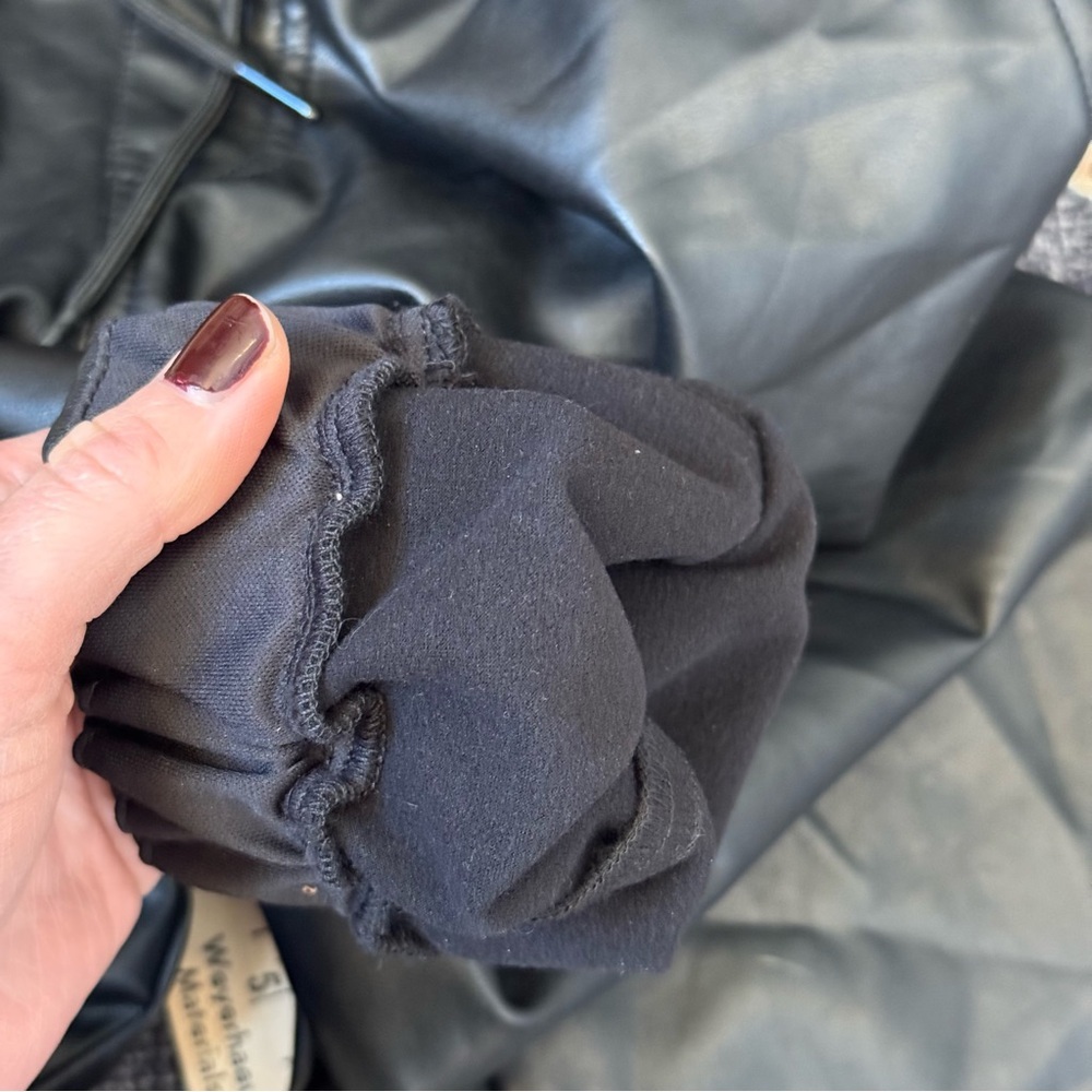 Abercrombie & Fitch Faux Leather Paper Bag Waist Black Joggers Womens Size Small - Picture 7 of 12